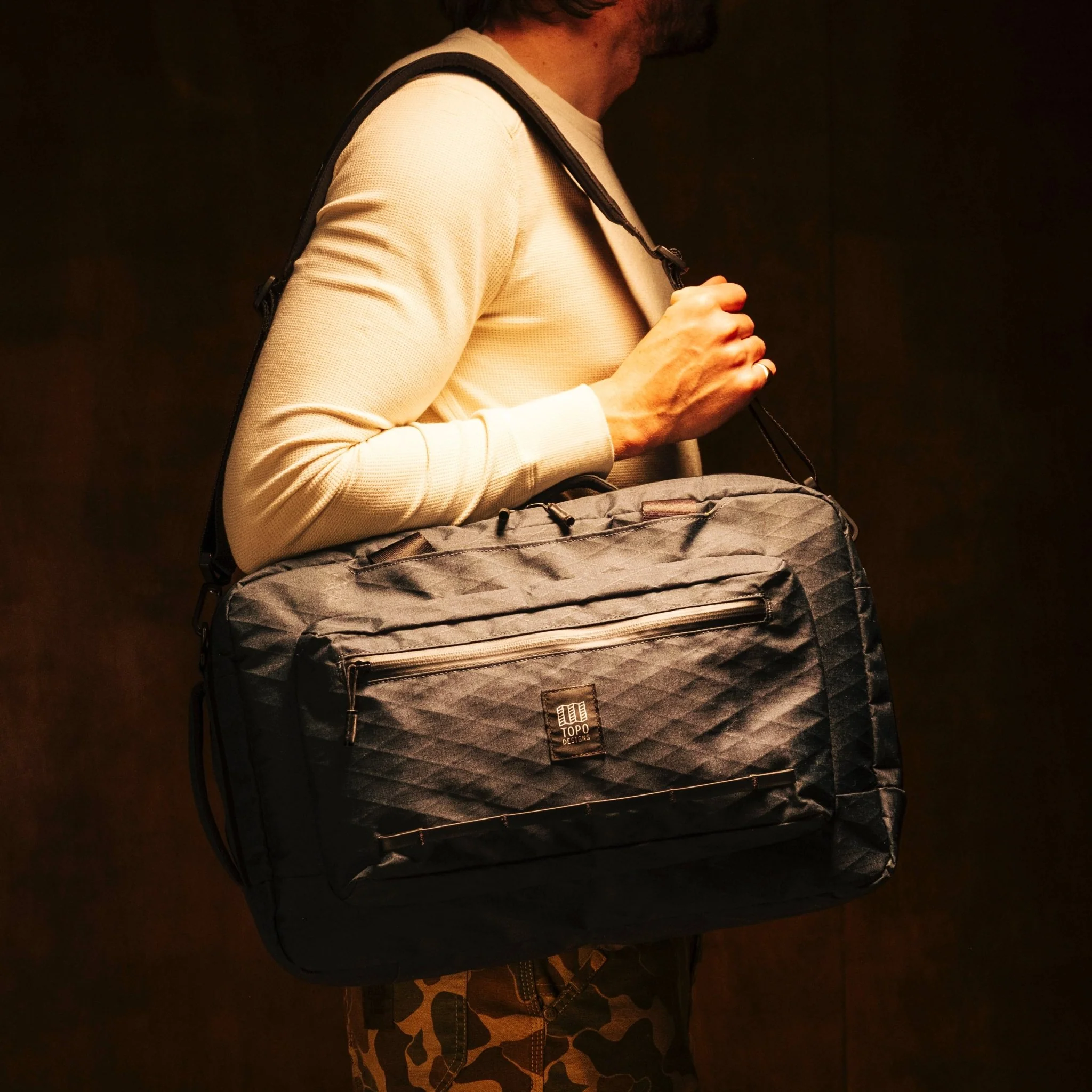 Global Pro 3-Way Briefcase 20L - Image 11