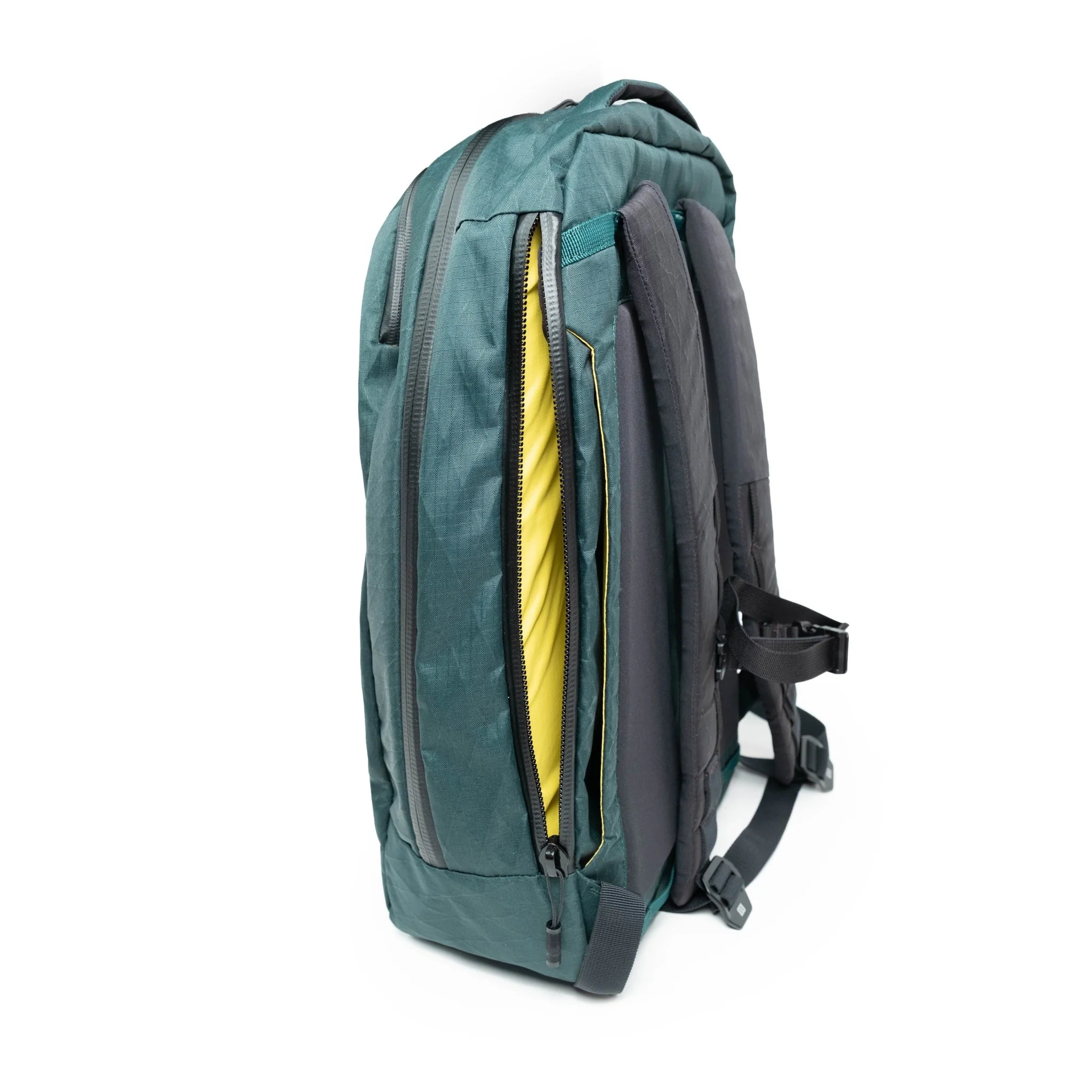Global Pro Backpack 24L - Image 3