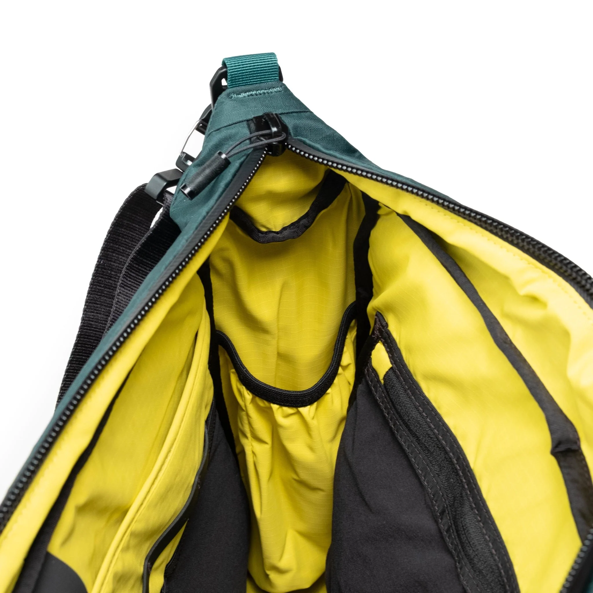Global Pro Travel Tote 17L - Image 6