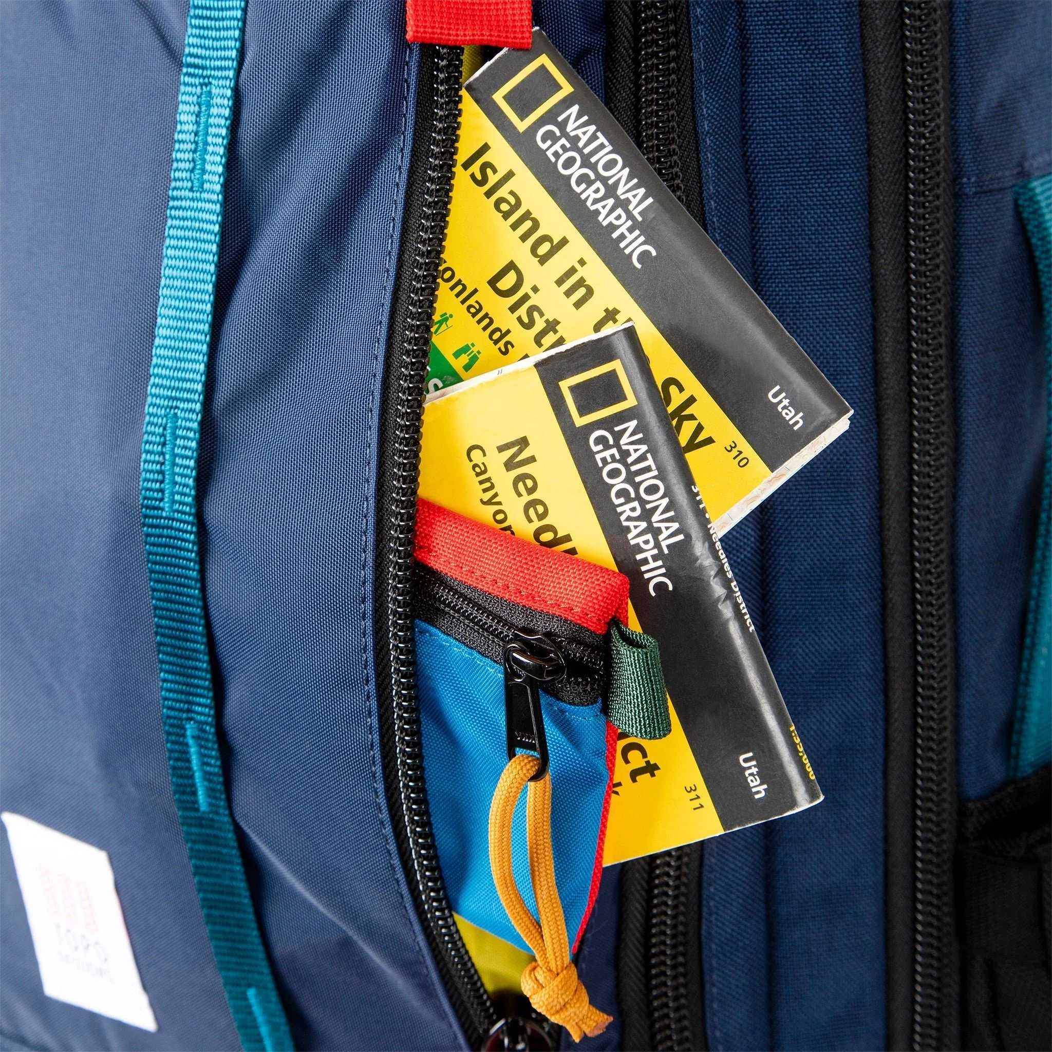 Global Travel Bag 30L - Image 8
