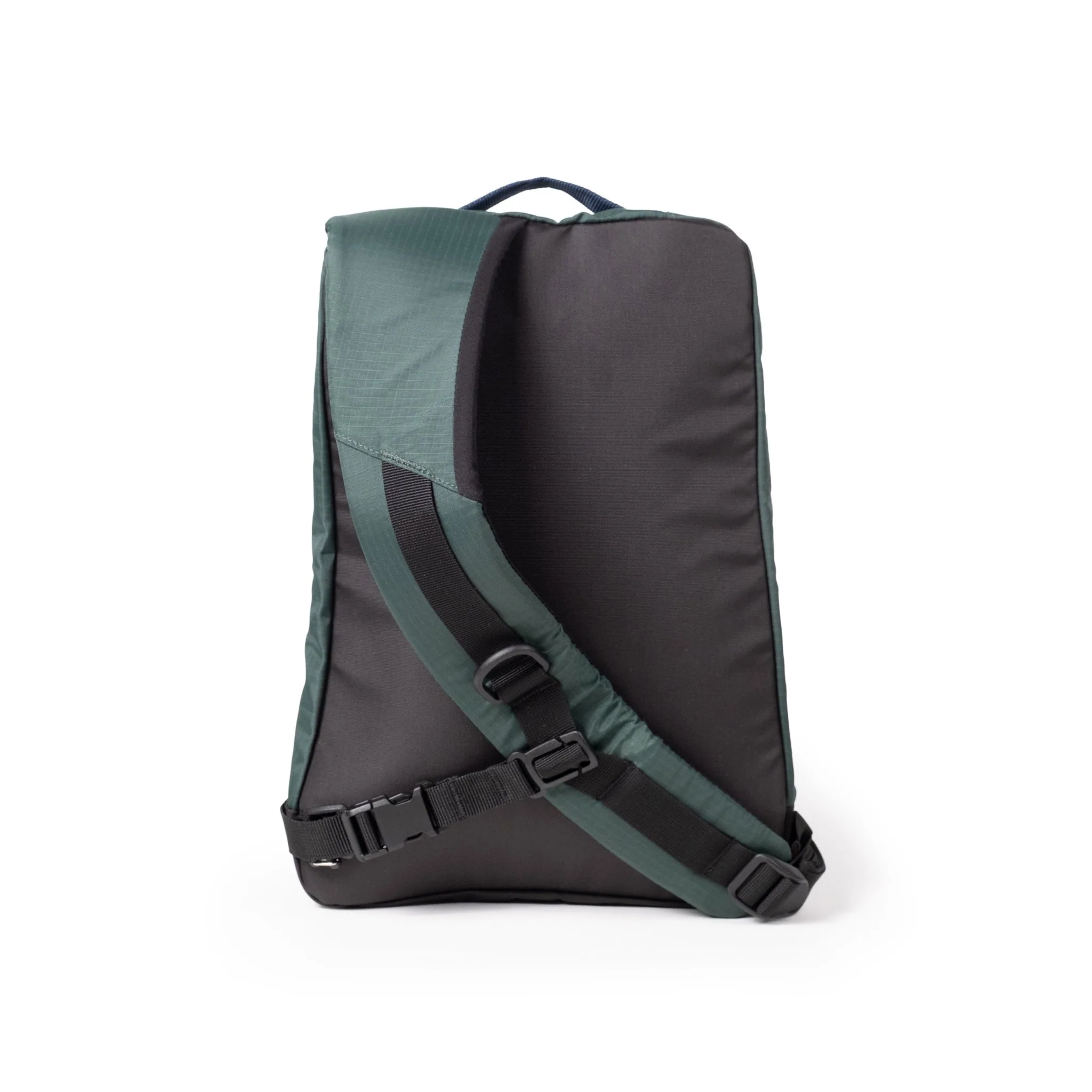 Mountain Sling Bag 7.5L - Image 4